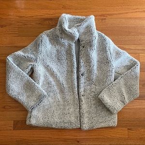 Fluffy teddy/sherpa button up jacket